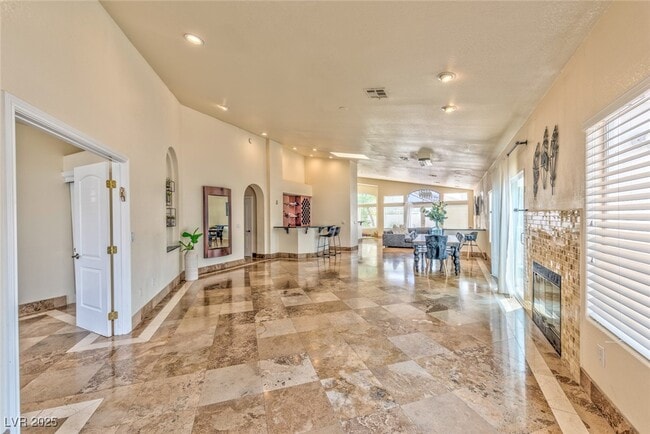 Building Photo - 8129 Pacific Cove Dr Rental