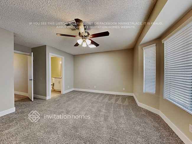 Photo - 1413 Braided Mane Cir