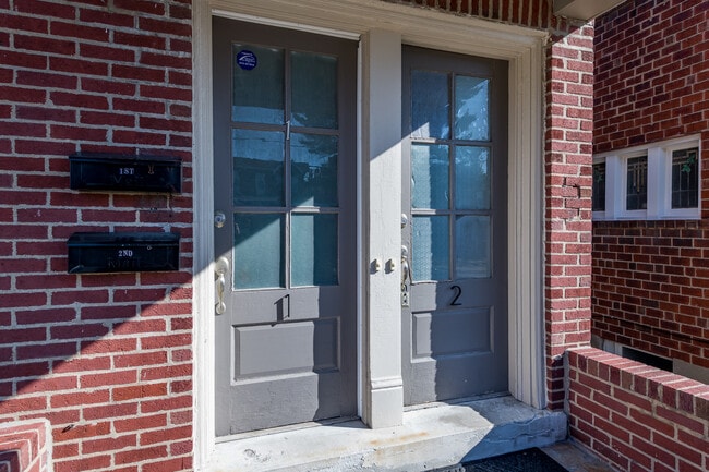 Photo - 6533 Clayton Ave