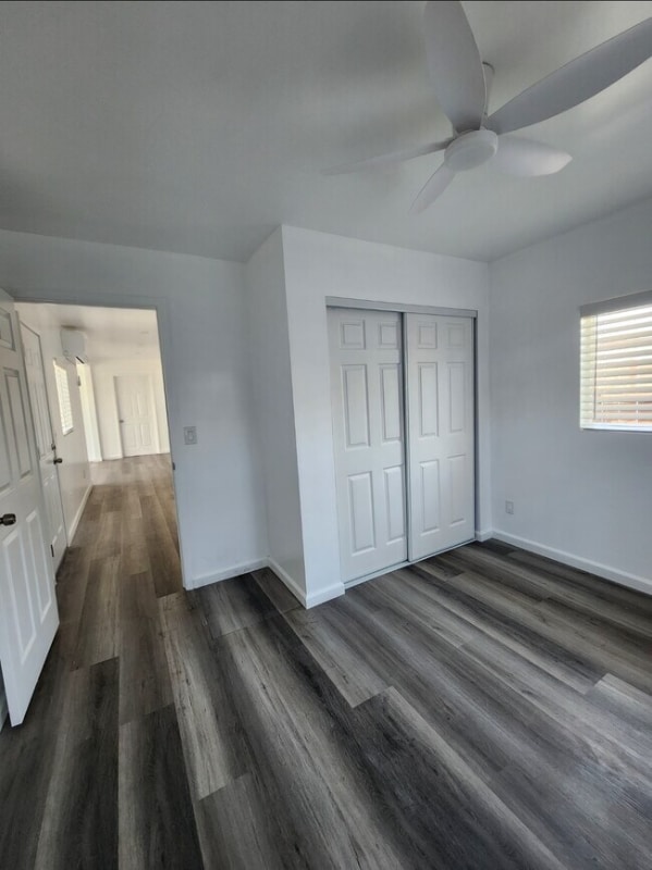 Photo - 1531 W 71st St