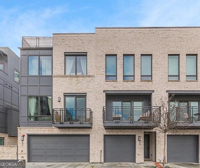 Building Photo - 699 Vidalia Ln