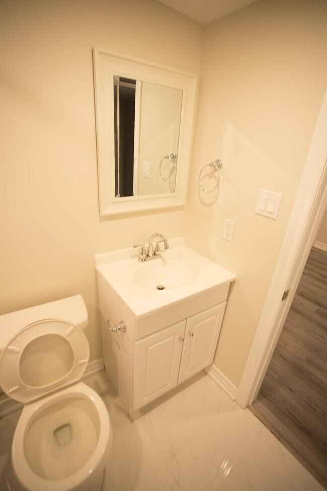 Photo - 56 Gilroy Dr