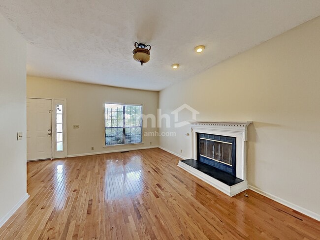 Photo - 924 Colo Cove