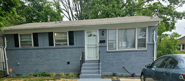 Building Photo - 6602 Foster St Rental