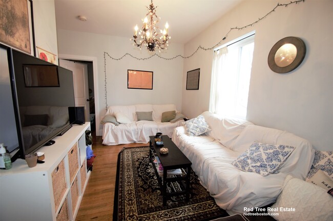 Photo - 11 Babcock St Unit 2