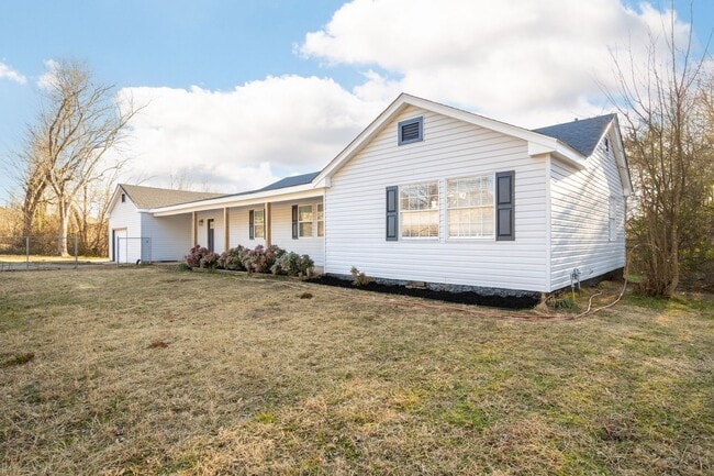 Photo - 640 Mission Ridge Rd