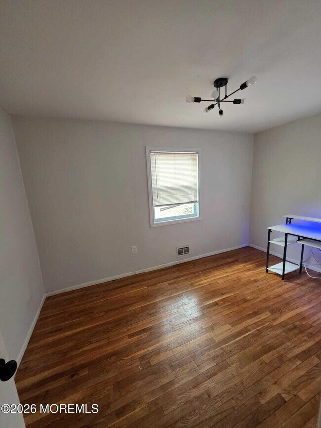 Photo - 14 Nathan Ave