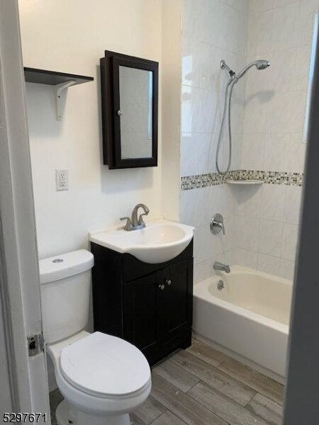 Photo - 15 Nelson Pl