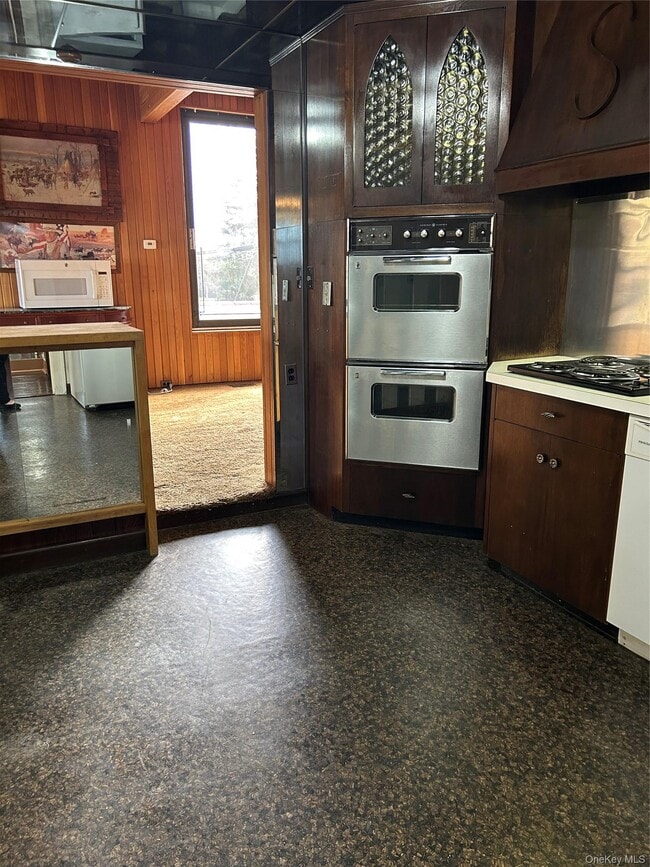 Photo - 125 W Hoffman Ave