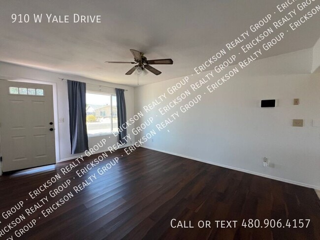 Photo - 910 W Yale Dr
