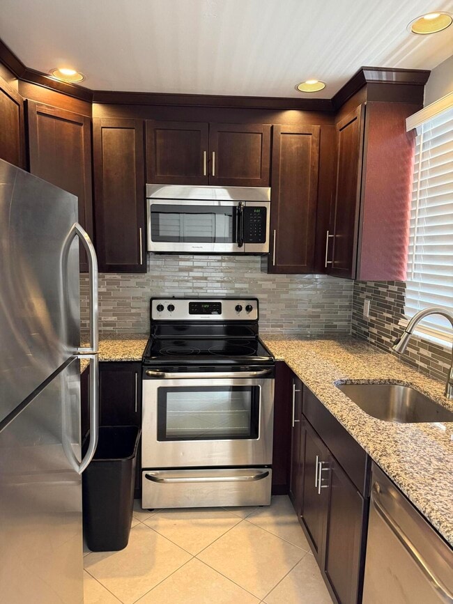 Building Photo - 2755 W Atlantic Ave Unit D-208 Rental