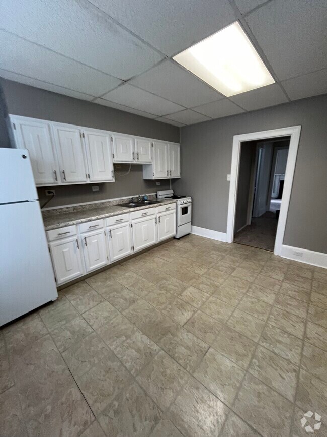 Building Photo - 117 N Broad St Unit Rita Rental