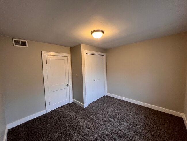 Photo - 810 Leonard St NE Unit 2