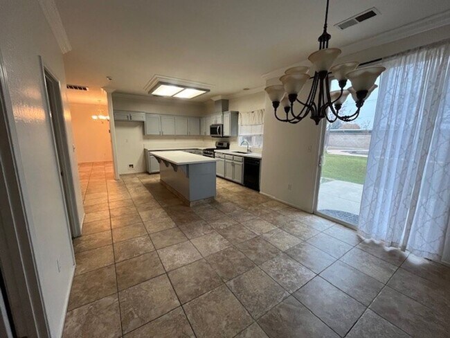 Photo - 11515 Presidential Rd