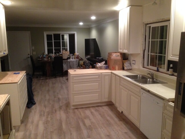 Photo - 2011 Rockefeller Ln Unidad Front