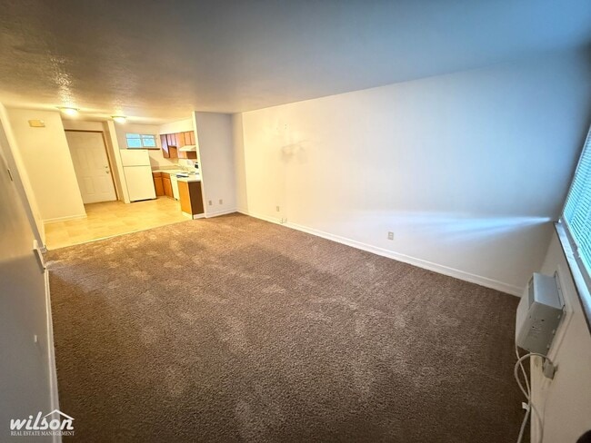 Photo - 1009 S 41st Ave Unit 4
