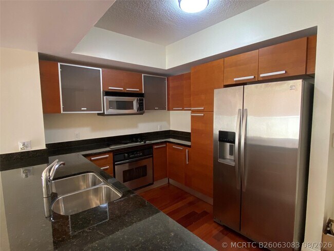 Photo - 2030 Douglas Rd Unit 403