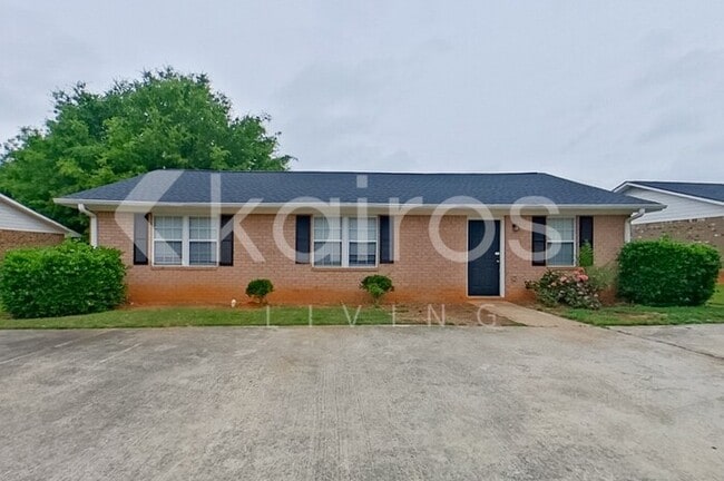 Building Photo - 185 Deer Pkwy
