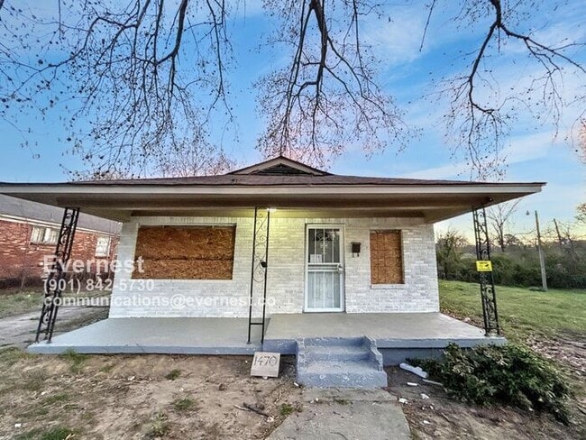 Photo - 1470 Ethlyn Ave House