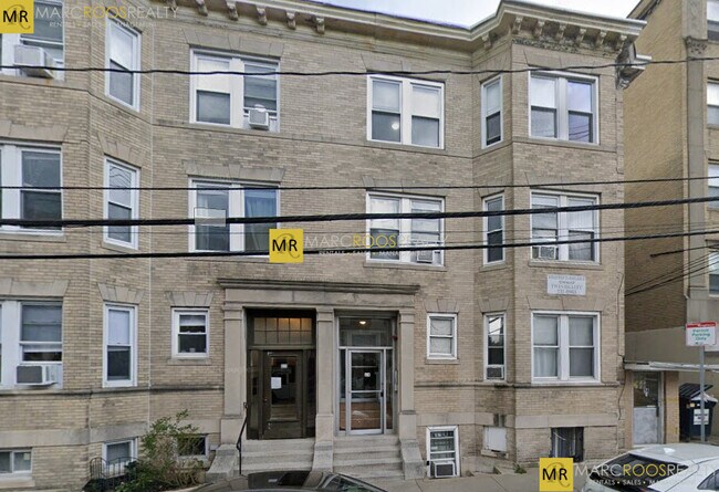Photo - 14 Colborne Rd Condo