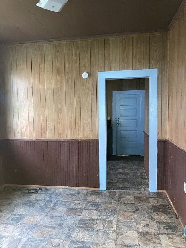 Photo - 217 S Woodrow St