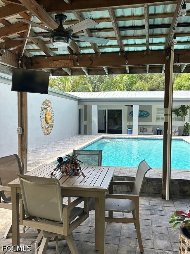 Photo - 1343 Woodmere Ln