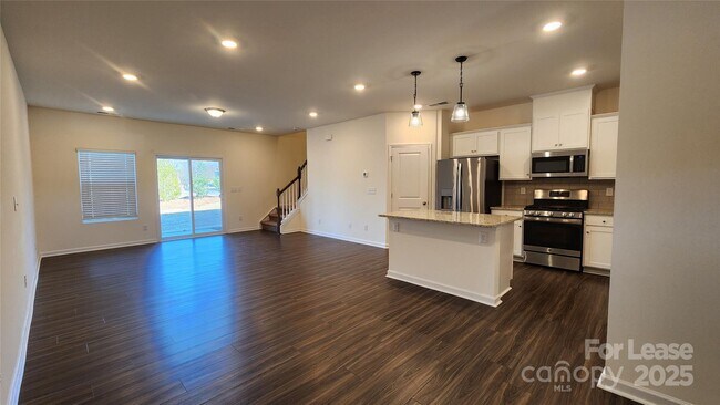 Photo - 6039 Rizer Dr