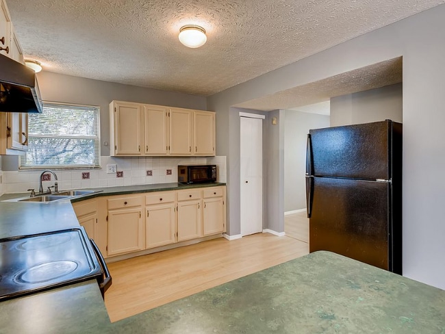 Photo - 6593 Delburn Ct