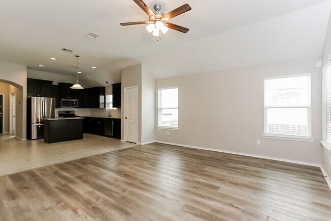 Photo - 1104 Bight Ct