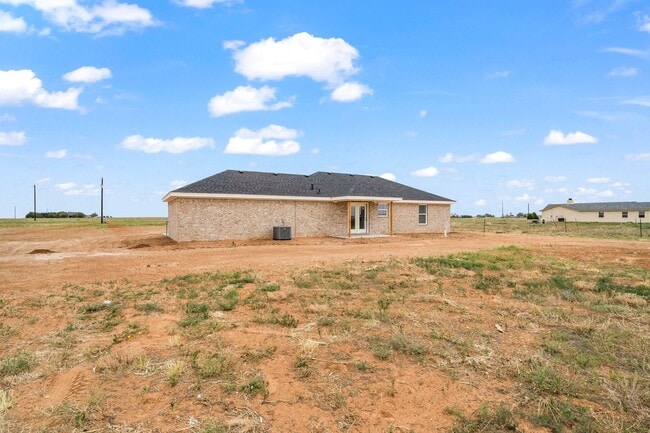 Photo - 109 North F M 789