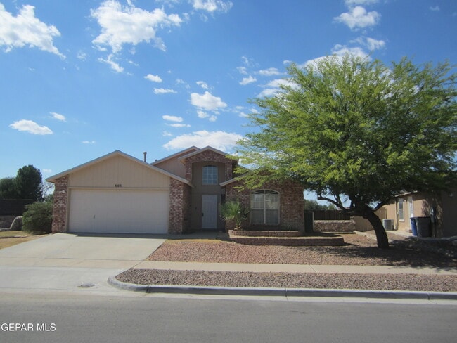 Building Photo - 640 Pinar Del Rio Dr Rental