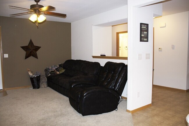 Photo - 1125 Amelia Dr