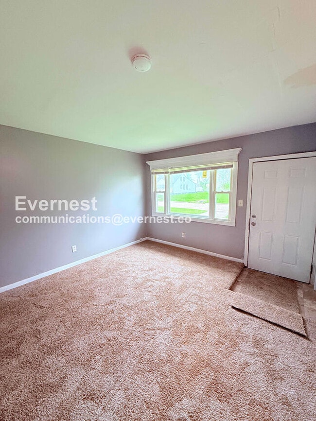 Photo - 12121 Montrose St