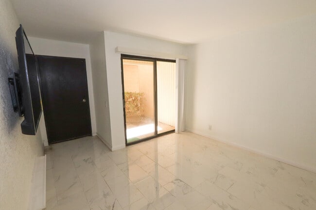 Photo - 751 Los Felices Cir W Unit M109