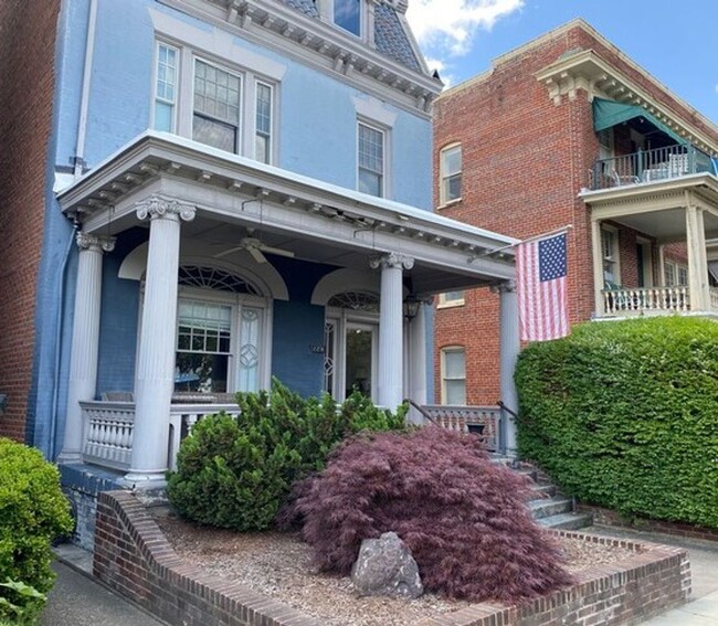 Photo - 22 N Arthur Ashe Blvd Unit Apt #2