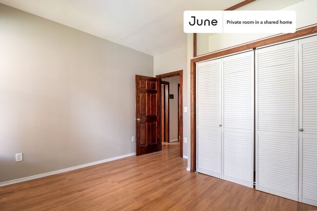 Photo - Room in Shared 4 bed/1 bath home Unit C