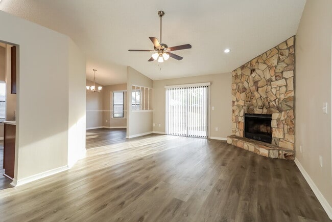 Photo - 7749 Pikes Peak Dr