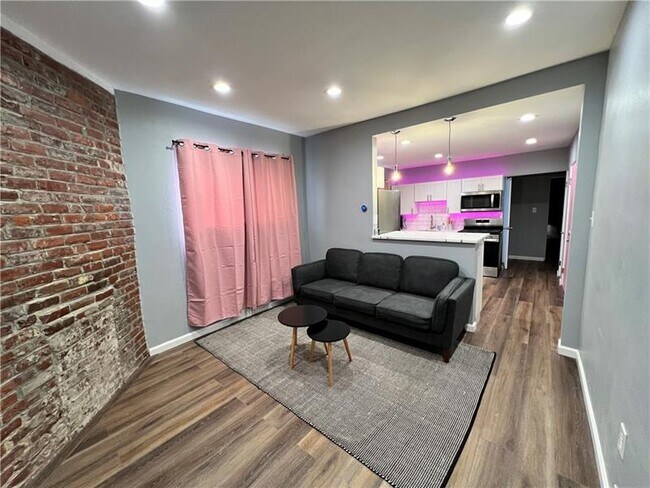 Photo - 3932 Vinceton St