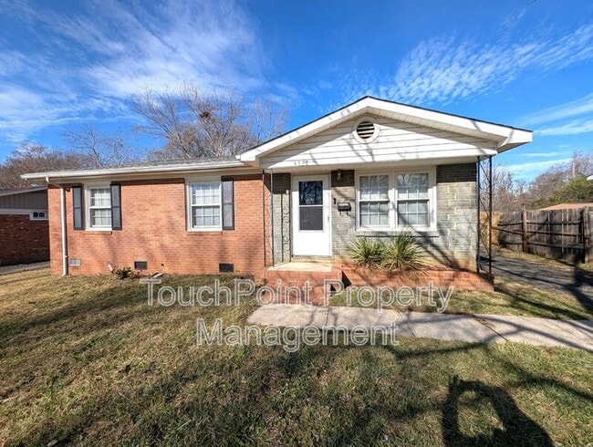 Building Photo - 4737 Pineleaf Dr