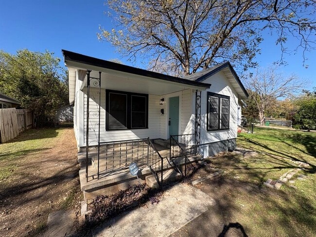 Photo - 4620 Bennett Ave