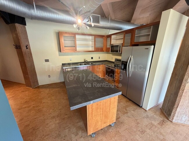 Photo - 1420 NW Lovejoy St Unit 414