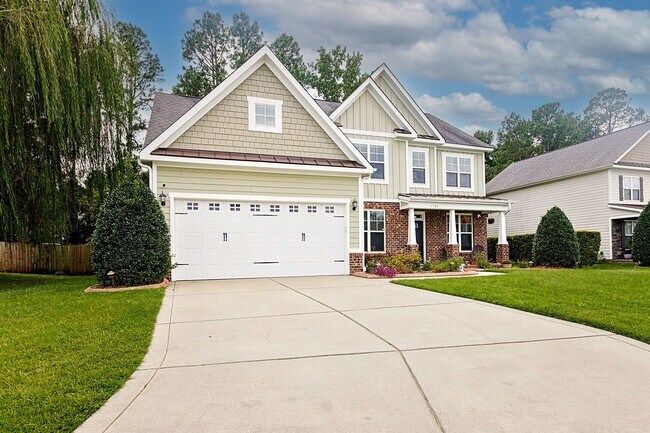Photo - Lovely 4 Br/3.5 Bath Home Over 3000 Sq.Ft.