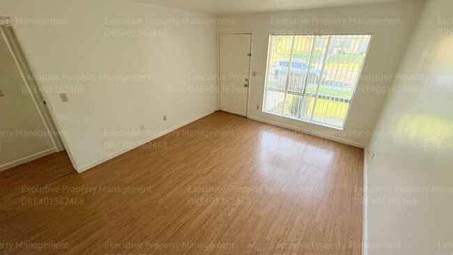 Photo - 2425 Westholme Blvd Unit B
