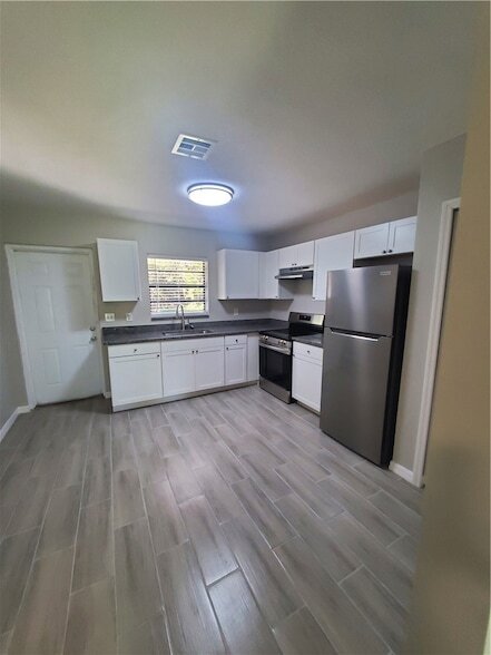 Photo - 3300 S 7th St Unidad B