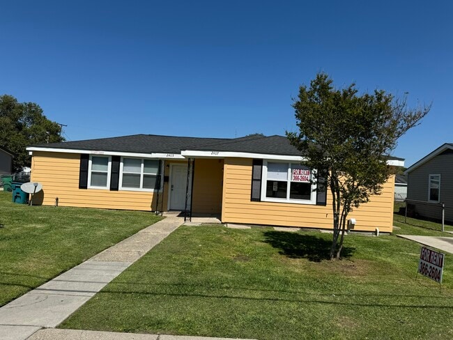 Photo - 2407 Claire Ave Unit 2407