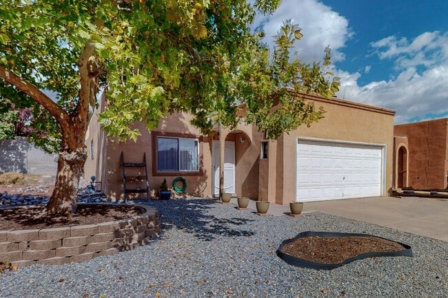 Photo - UNSER/LADERA 2 Bedroom  2 Bath  2 car gara...