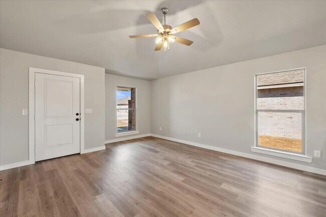 Photo - 6929 10th St