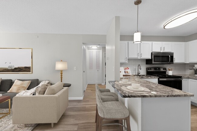 Welcome to Eagle Rock Apartments at West Hartford, where modern design meets comfort. Enjoy spacious layouts, stylish finishes, and a prime location. Make this your new home today and elevate your lifestyle! Contact us for more details.