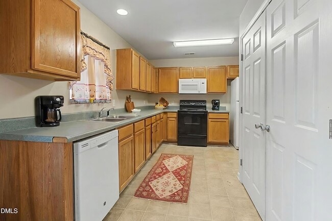 Photo - 704 Big Twig Ln