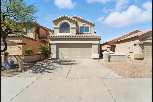 Building Photo - Spacious Avondale Home in Gated Community ...